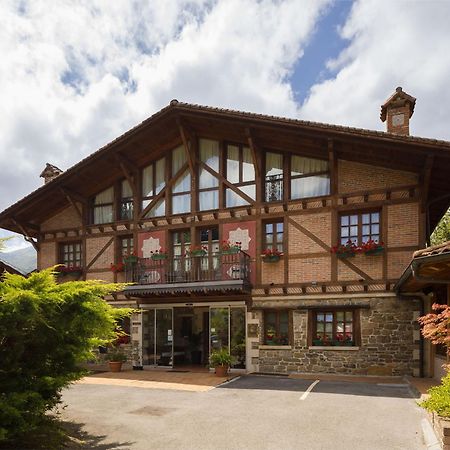 Hotel & Spa Etxegana Zeanuri Exteriör bild